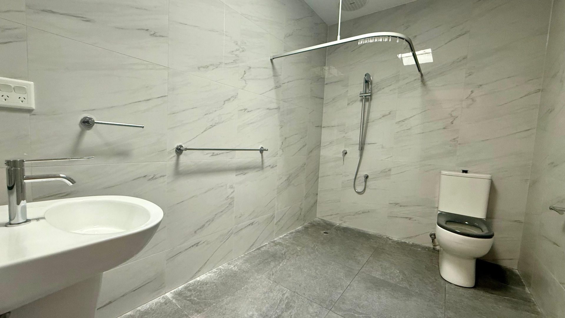 Bath 1